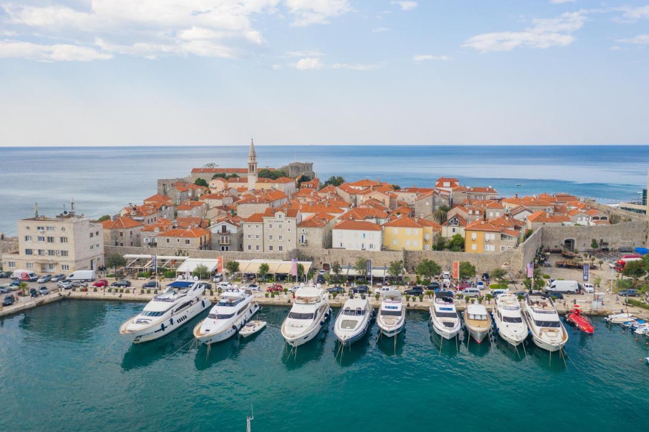 Regina Apartments Budva Zewnętrze zdjęcie